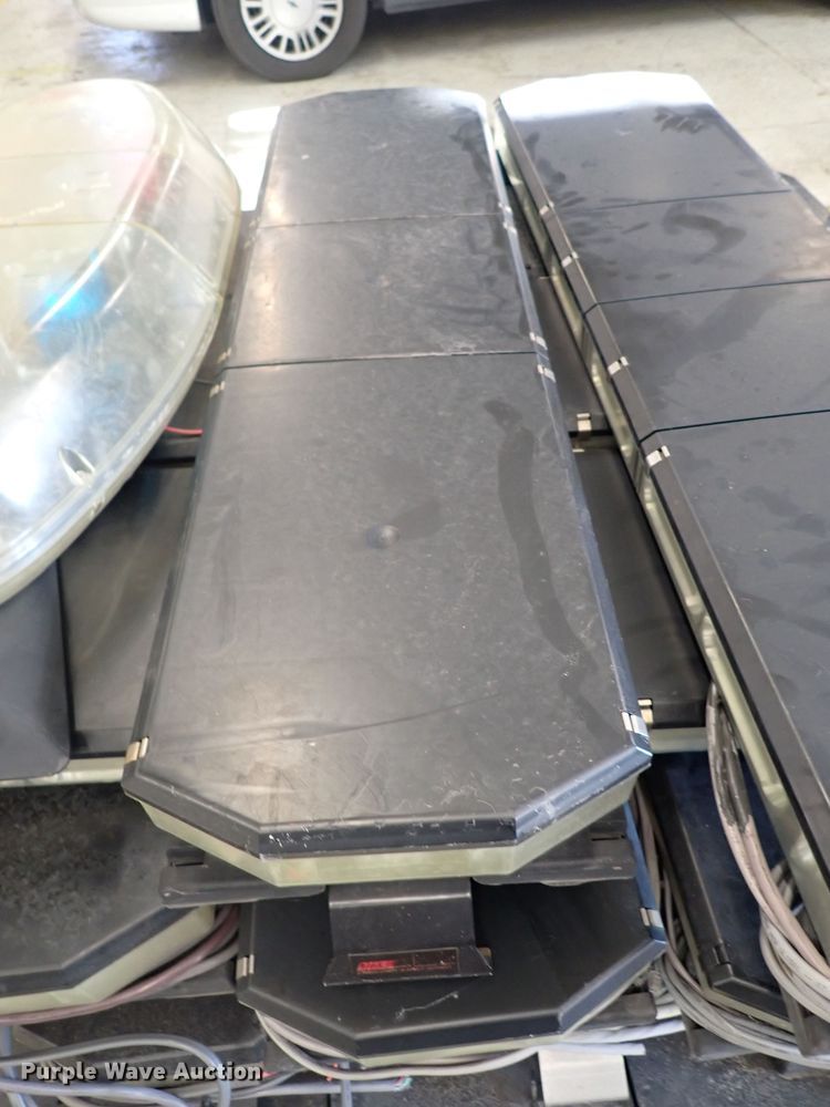 image for item DF5079 (20) emergency light bars