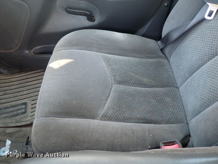 image for item DG5340 2006 Chevrolet Silverado 2500HD  Crew Cab pickup truck