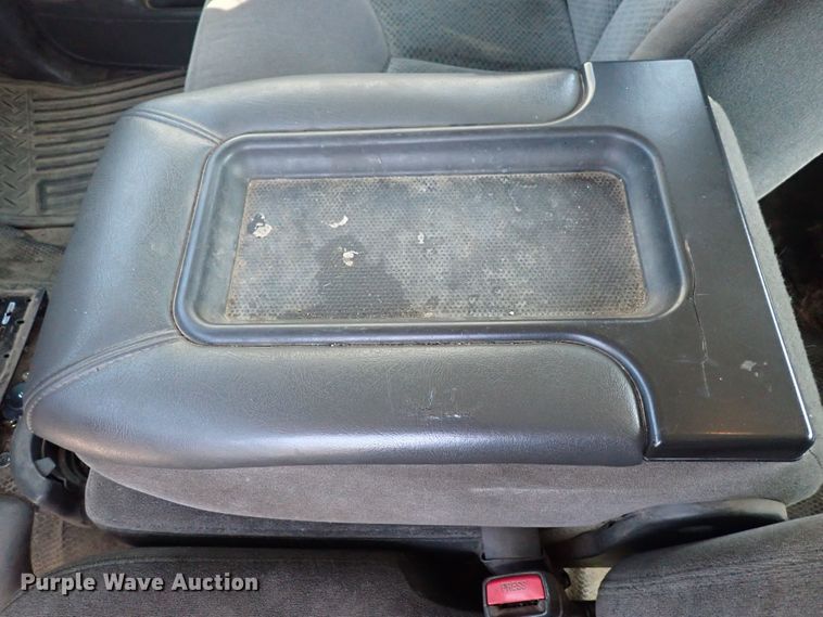 image for item DG5340 2006 Chevrolet Silverado 2500HD  Crew Cab pickup truck