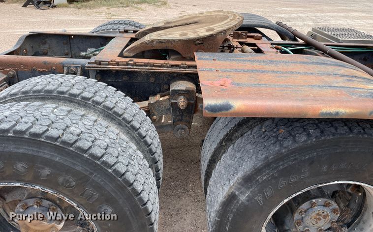 image for item DJ5225 1983 Ford LT9000  semi truck