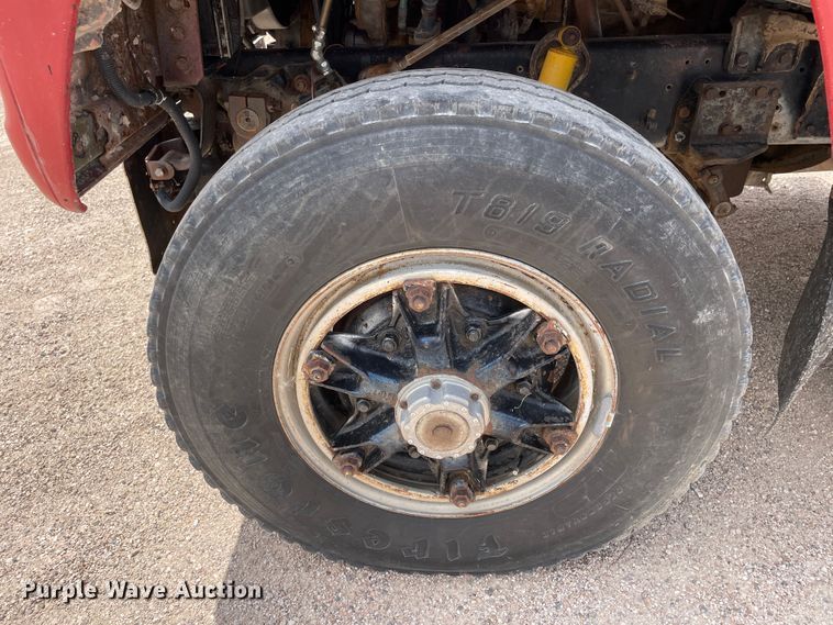 image for item DJ5225 1983 Ford LT9000  semi truck