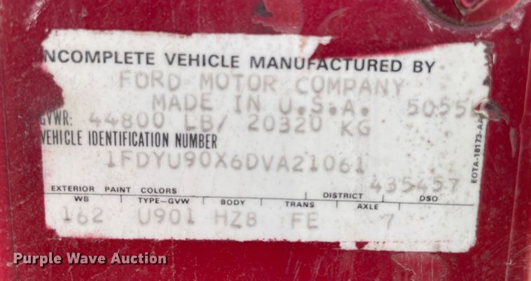 image for item DJ5225 1983 Ford LT9000  semi truck