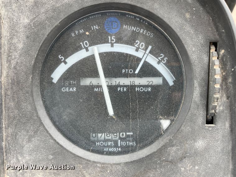 image for item DJ5232 1976 John Deere 4430  tractor