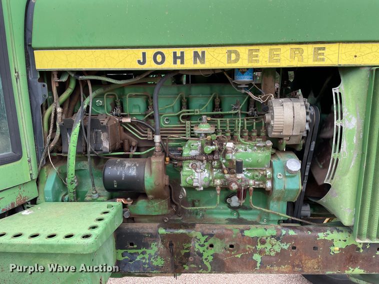 image for item DJ5232 1976 John Deere 4430  tractor