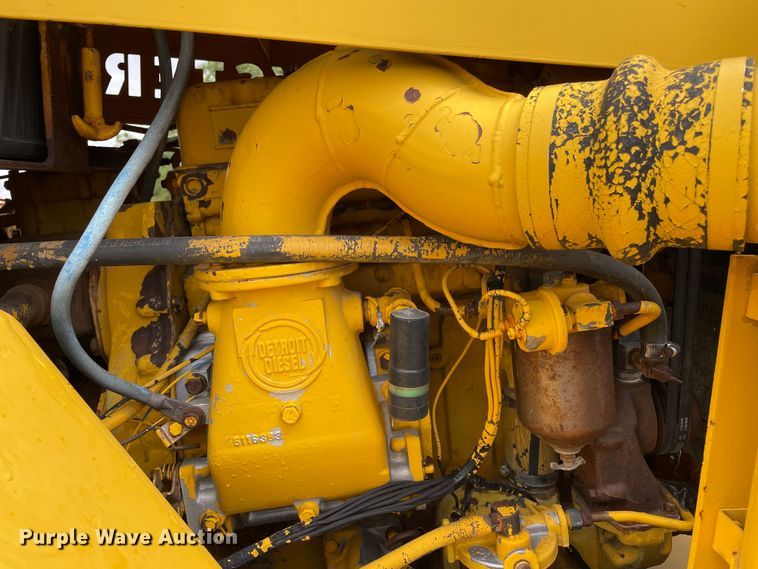 image for item DJ5233 1980 Hyster C550A  pneumatic roller