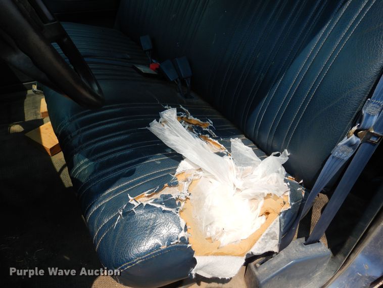 image for item DK0958 1994 Chevrolet Suburban  SUV