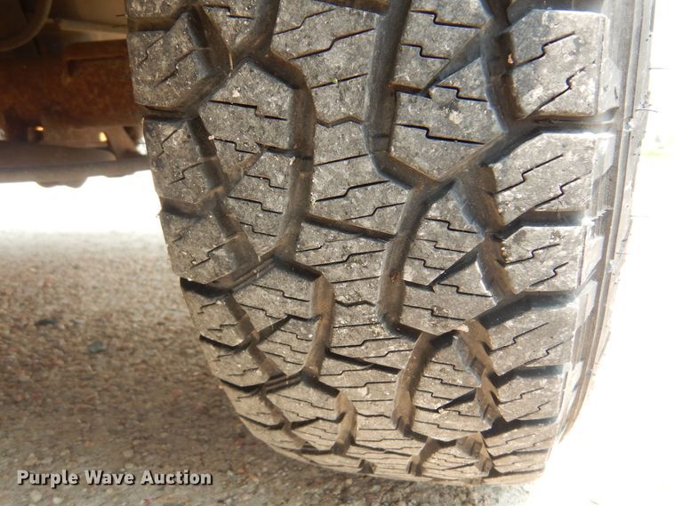 image for item DK0958 1994 Chevrolet Suburban  SUV