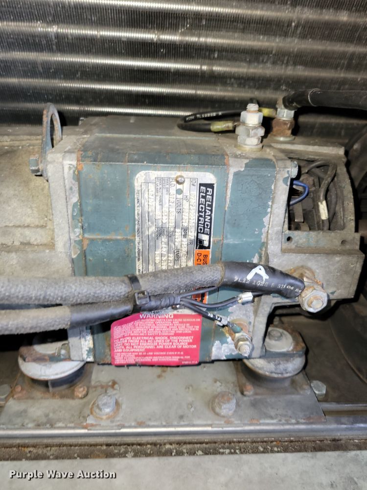 image for item DM2372 2000 Motor Coach Industries 102-DL3  coach bus