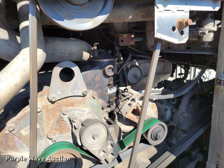 image for item DM2372 2000 Motor Coach Industries 102-DL3  coach bus