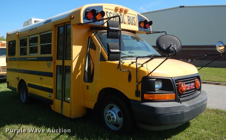 image for item DN1681 2008 Thomas  school bus