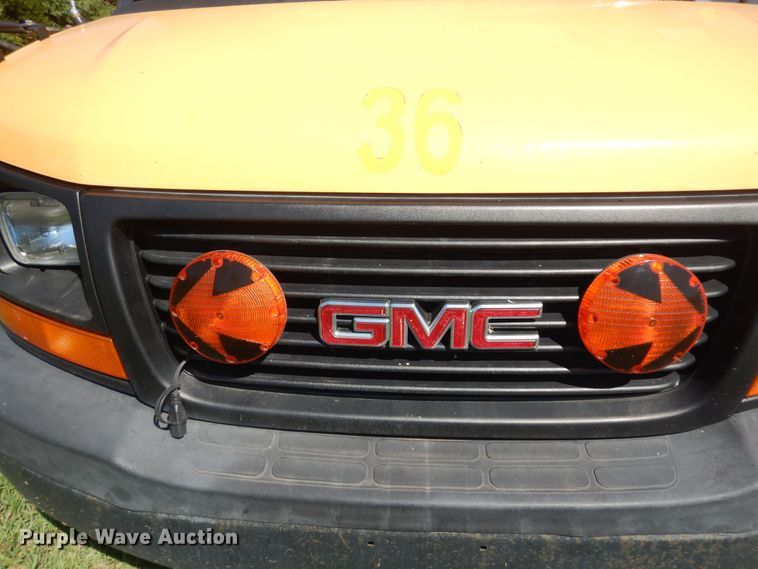 image for item DN1681 2008 Thomas  school bus