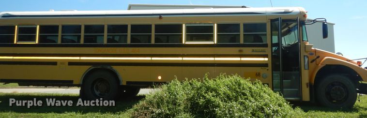 image for item DN1682 2006 Blue Bird Vision  school bus