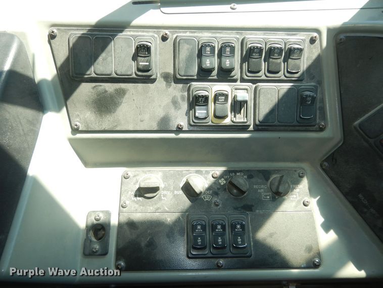 image for item DN1682 2006 Blue Bird Vision  school bus