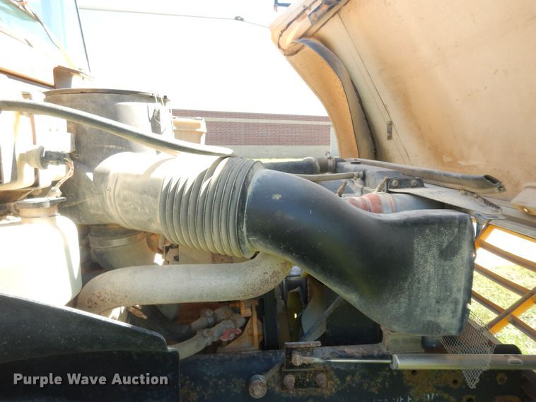 image for item DN1682 2006 Blue Bird Vision  school bus