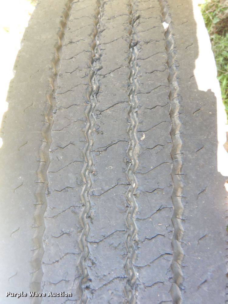 image for item DN1682 2006 Blue Bird Vision  school bus