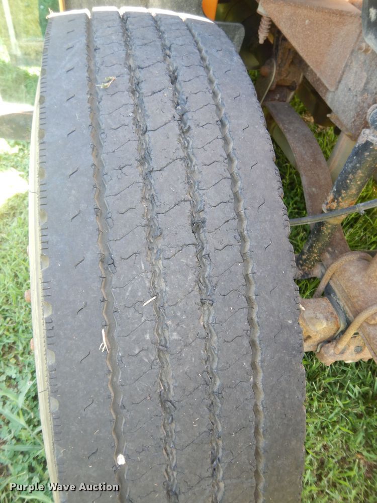 image for item DN1682 2006 Blue Bird Vision  school bus