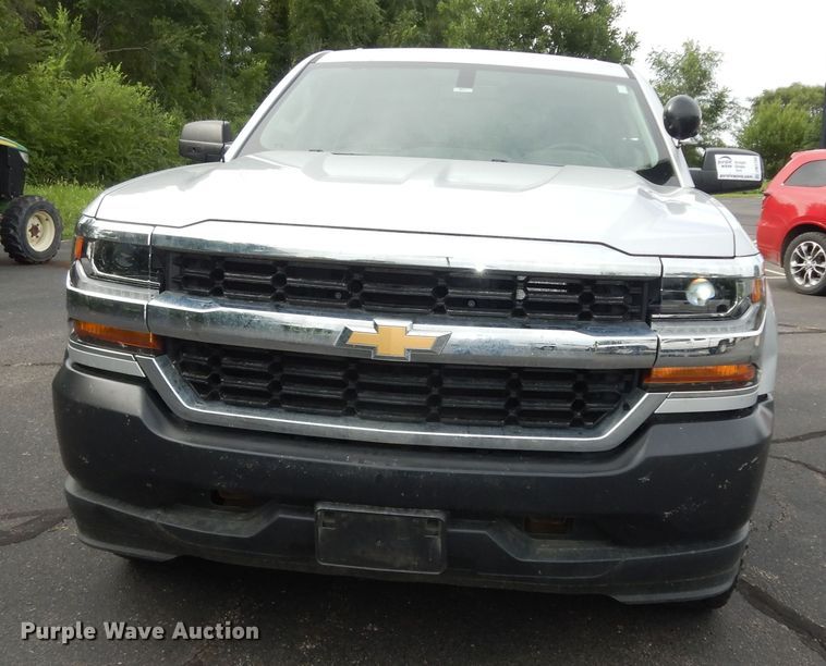 image for item DN1708 2018 Chevrolet Silverado 1500  Crew Cab pickup truck