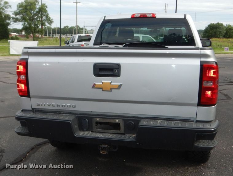 image for item DN1708 2018 Chevrolet Silverado 1500  Crew Cab pickup truck