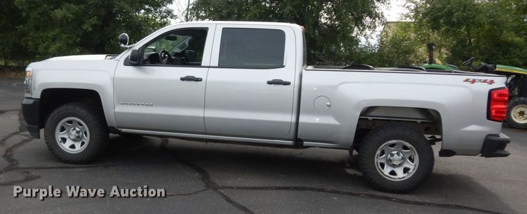 image for item DN1708 2018 Chevrolet Silverado 1500  Crew Cab pickup truck