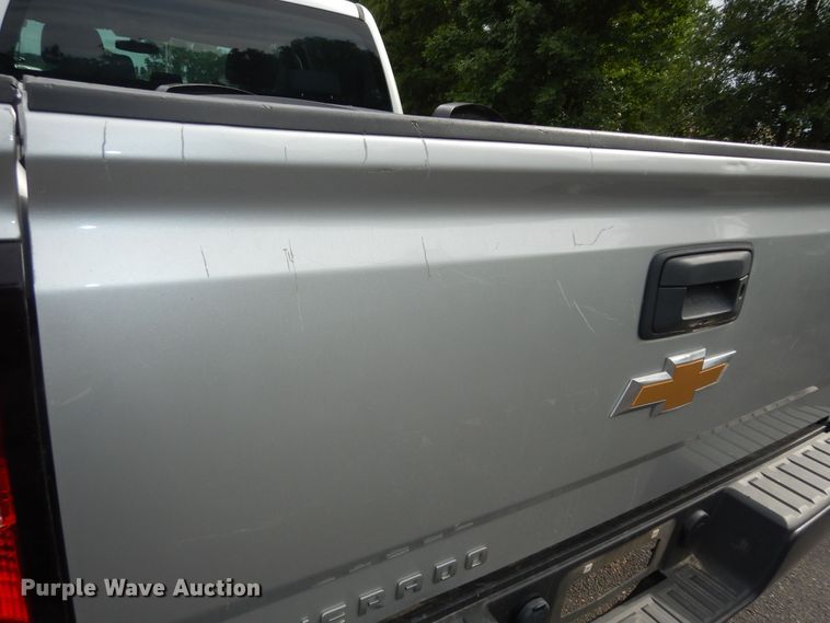 image for item DN1708 2018 Chevrolet Silverado 1500  Crew Cab pickup truck