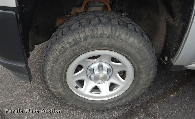 image for item DN1708 2018 Chevrolet Silverado 1500  Crew Cab pickup truck