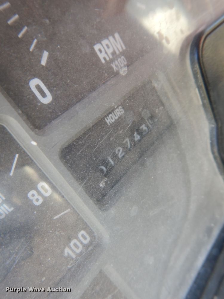 image for item DN1717 1993 International Navstar 4900  dump truck