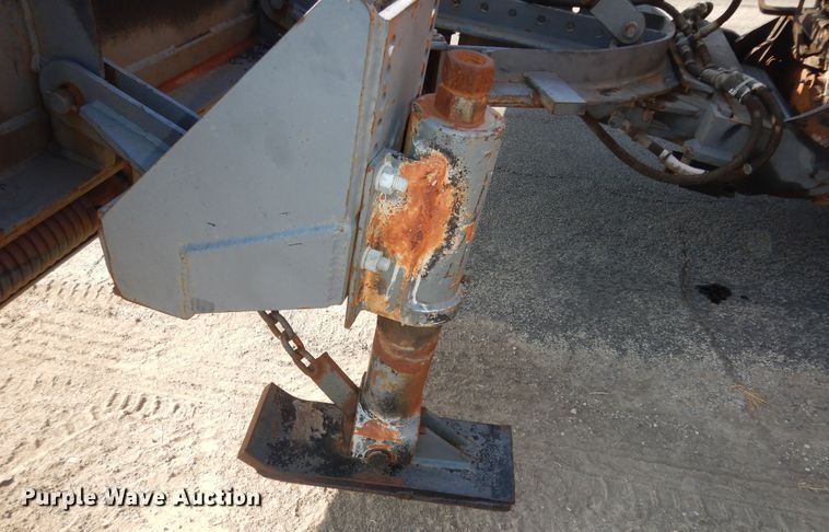 image for item DN1717 1993 International Navstar 4900  dump truck