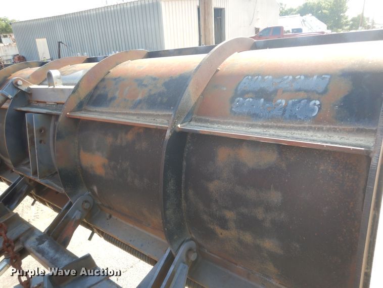 image for item DN1717 1993 International Navstar 4900  dump truck