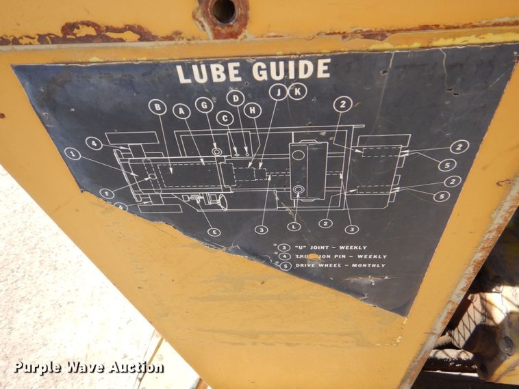 image for item DO1449 1992 Ferguson SP-1118  pneumatic roller