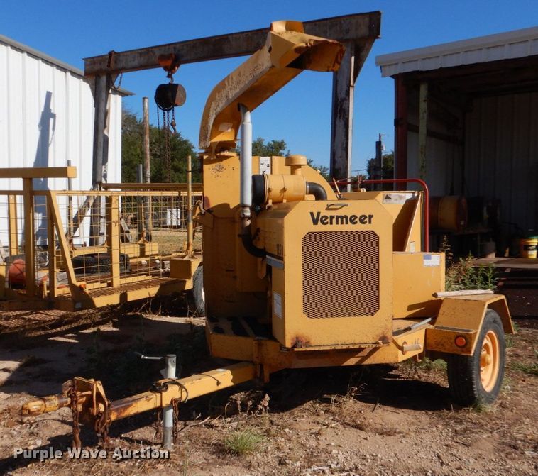 image for item DO1450 1996 Vermeer 1250BC  wood chipper