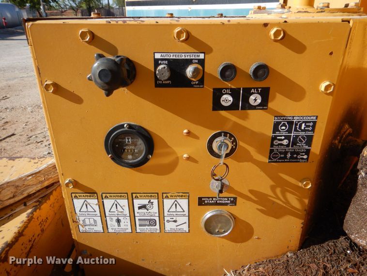 image for item DO1450 1996 Vermeer 1250BC  wood chipper