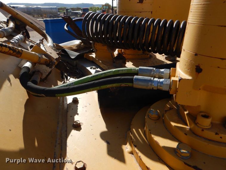 image for item DO1450 1996 Vermeer 1250BC  wood chipper