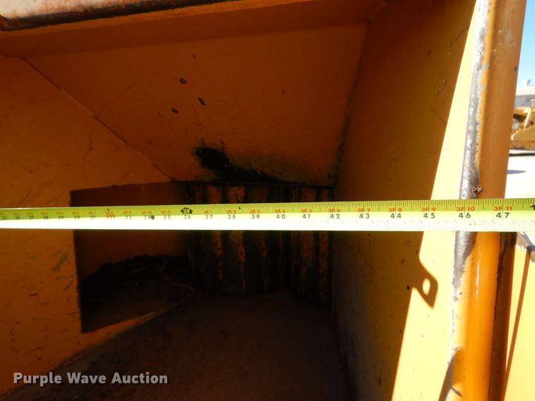 image for item DO1450 1996 Vermeer 1250BC  wood chipper