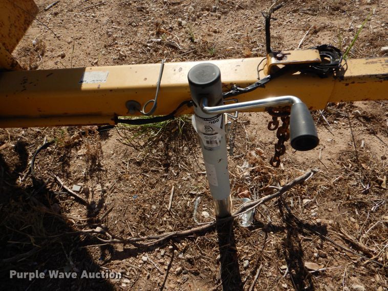 image for item DO1450 1996 Vermeer 1250BC  wood chipper