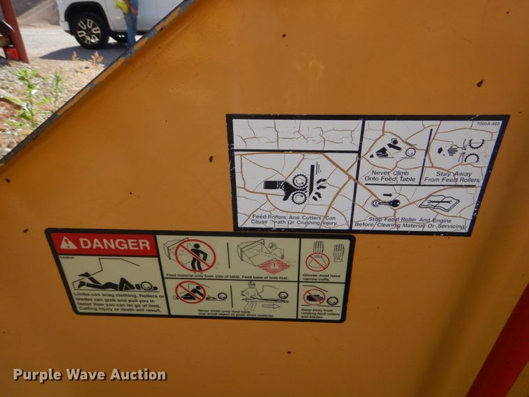 image for item DO1450 1996 Vermeer 1250BC  wood chipper