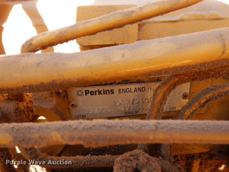 image for item DO1450 1996 Vermeer 1250BC  wood chipper