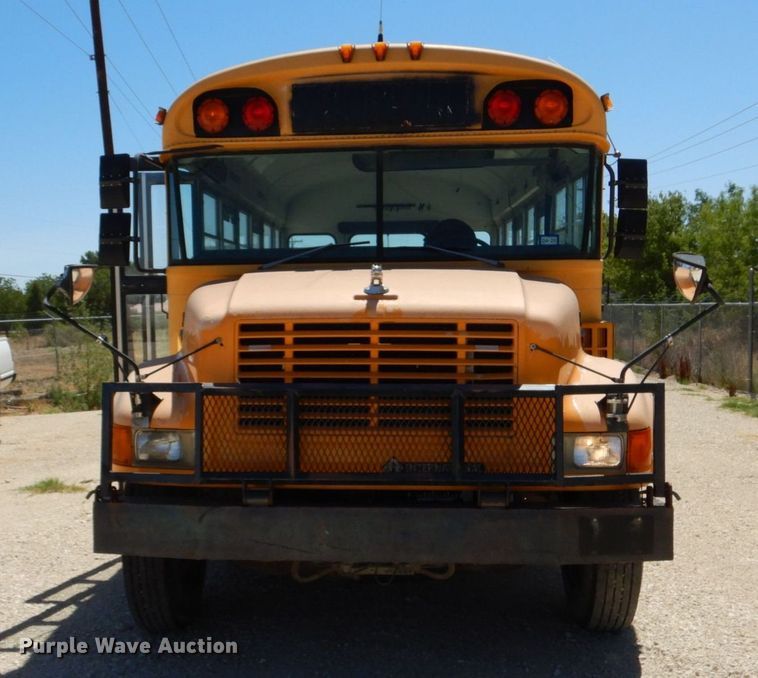image for item DO1454 1999 International 3800  school bus