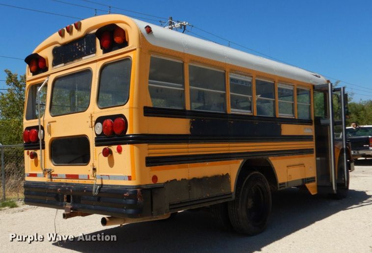 image for item DO1454 1999 International 3800  school bus