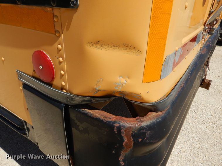 image for item DO1454 1999 International 3800  school bus