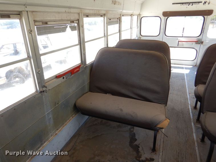 image for item DO1454 1999 International 3800  school bus