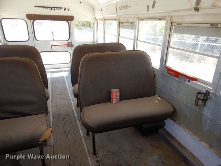 image for item DO1454 1999 International 3800  school bus