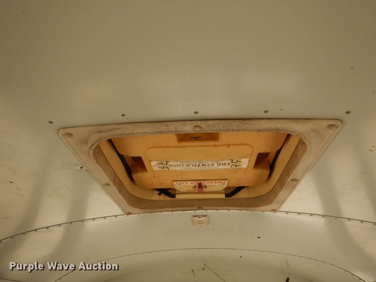 image for item DO1454 1999 International 3800  school bus