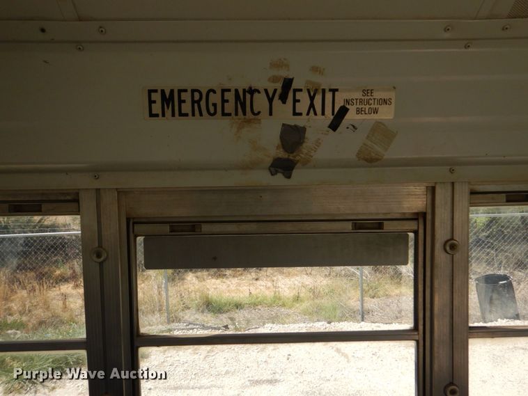 image for item DO1454 1999 International 3800  school bus