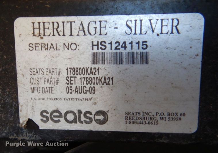 image for item DO1454 1999 International 3800  school bus