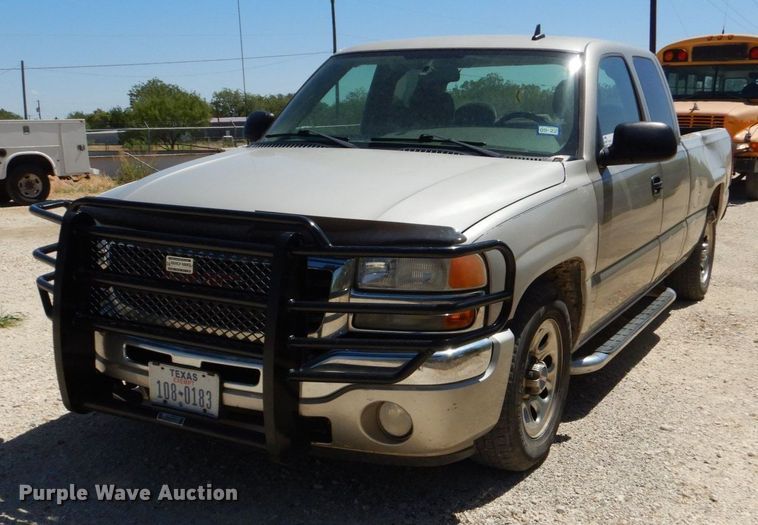 image for item DO1455 2007 GMC Sierra 1500  Ext. Cab pickup truck