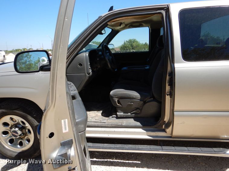 image for item DO1455 2007 GMC Sierra 1500  Ext. Cab pickup truck