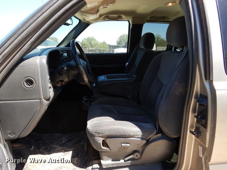 image for item DO1455 2007 GMC Sierra 1500  Ext. Cab pickup truck