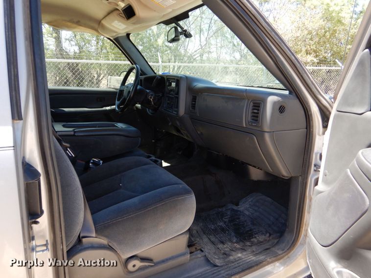 image for item DO1455 2007 GMC Sierra 1500  Ext. Cab pickup truck