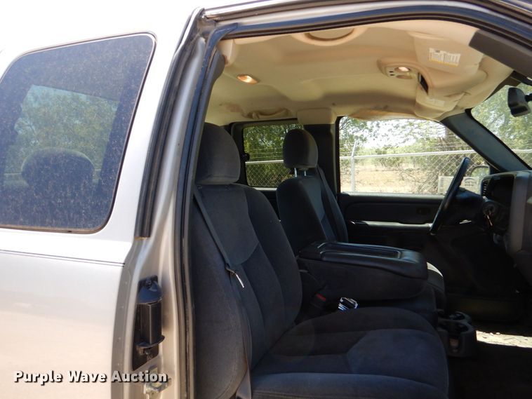 image for item DO1455 2007 GMC Sierra 1500  Ext. Cab pickup truck