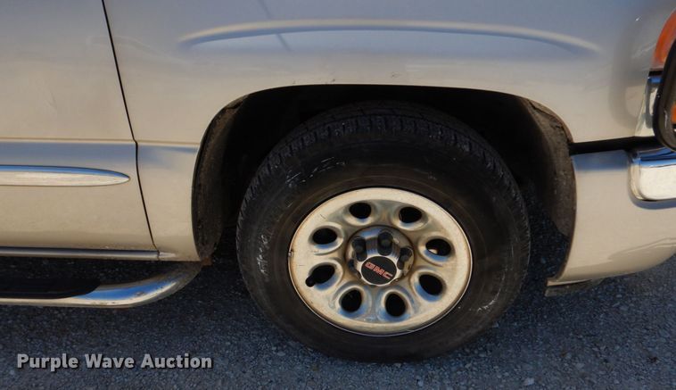 image for item DO1455 2007 GMC Sierra 1500  Ext. Cab pickup truck